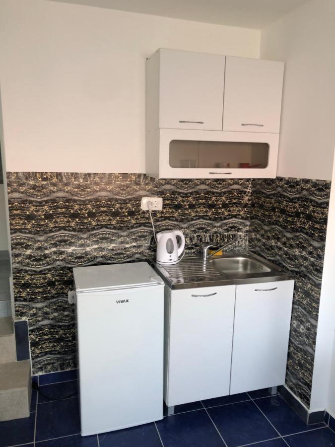 Apartmani Breze ポドゴリツァ エクステリア 写真