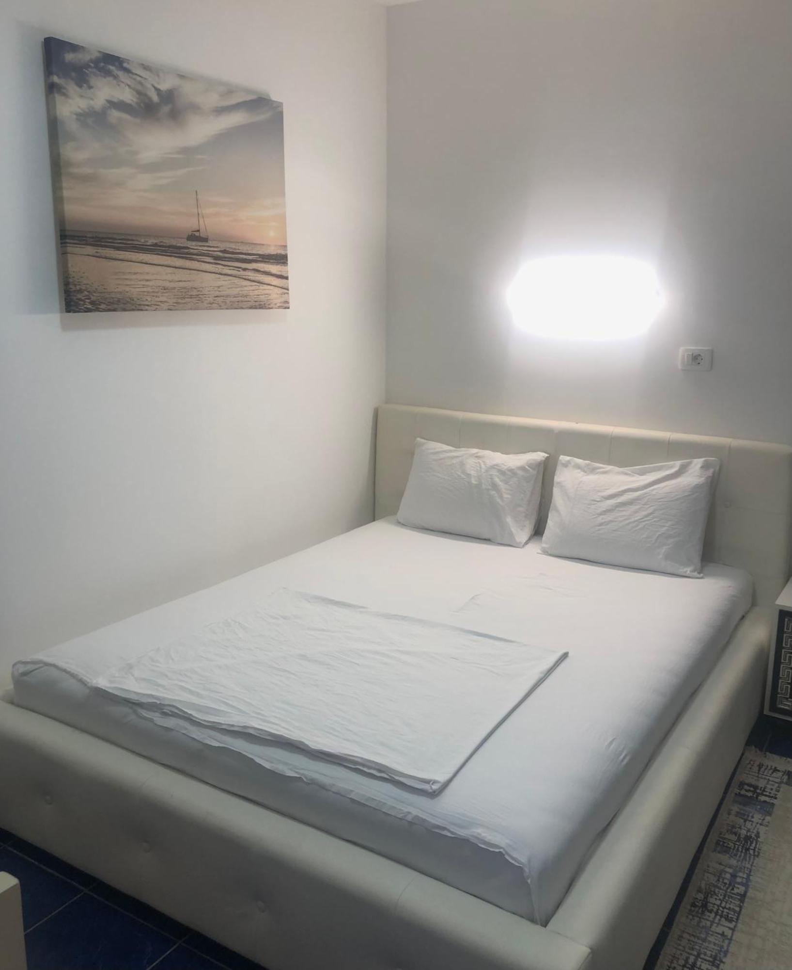 Apartmani Breze ポドゴリツァ エクステリア 写真